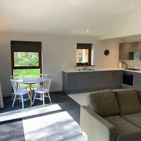 Woodland Waters Hotel Ancaster Bagian luar foto