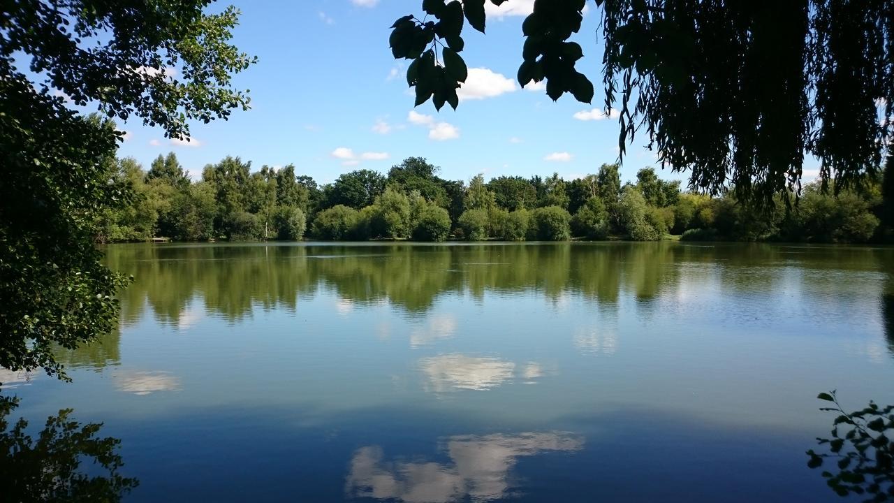 Woodland Waters Hotel Ancaster Bagian luar foto